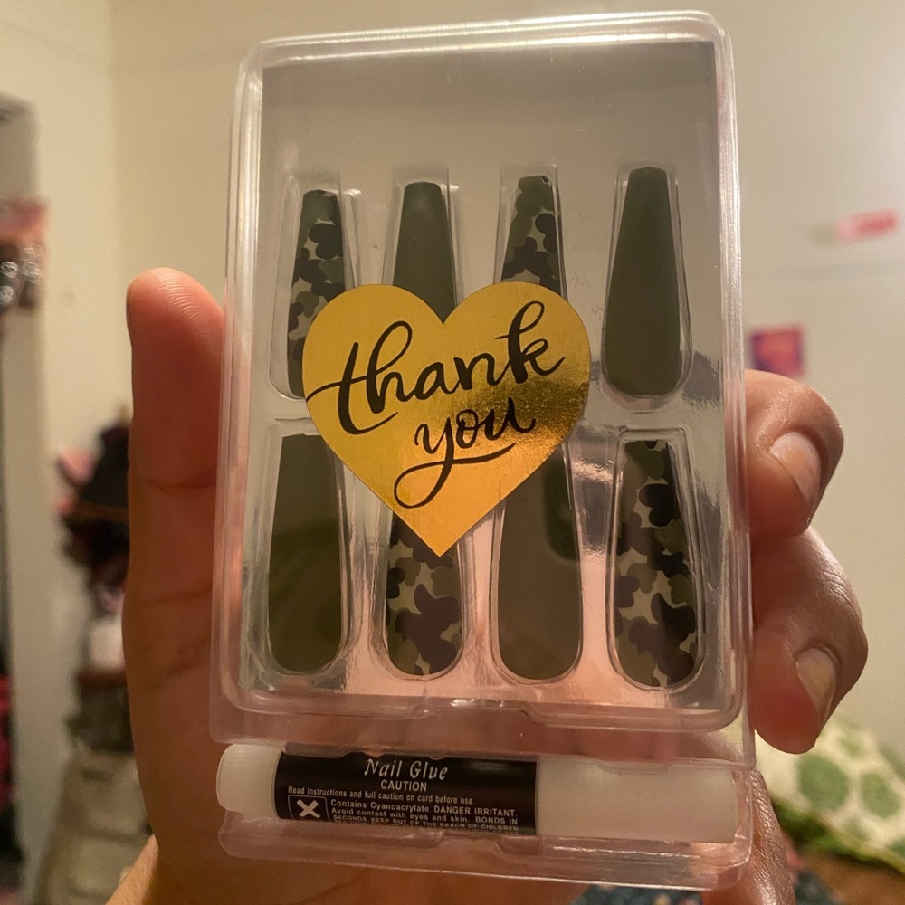 Long Coffin Camouflaged Nails!